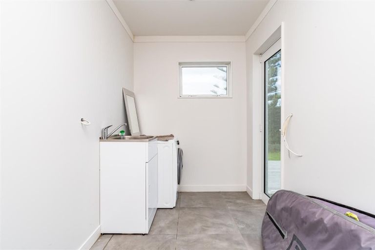 Photo of property in 397 Cove Road, Waipu, 0582