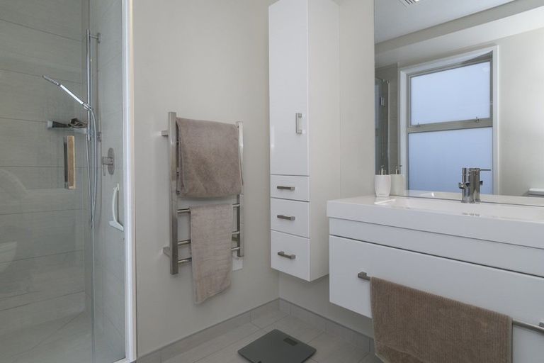 Photo of property in 32 Saint Pauls Drive, Brookfield, Tauranga, 3110