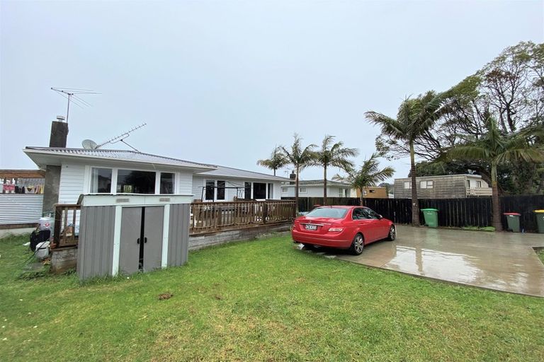 Photo of property in 140 Ennis Avenue, Pakuranga Heights, Auckland, 2010