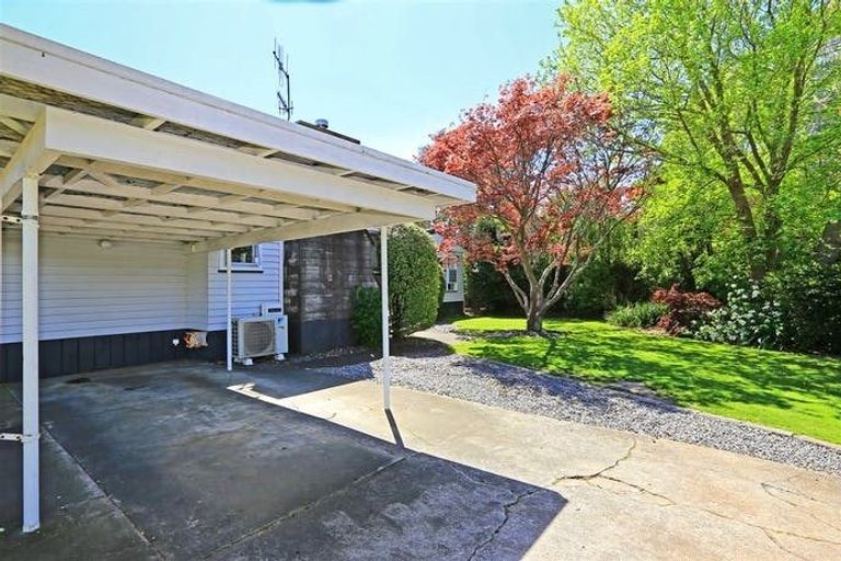 Photo of property in 704 Park Road North, Parkvale, Hastings, 4122