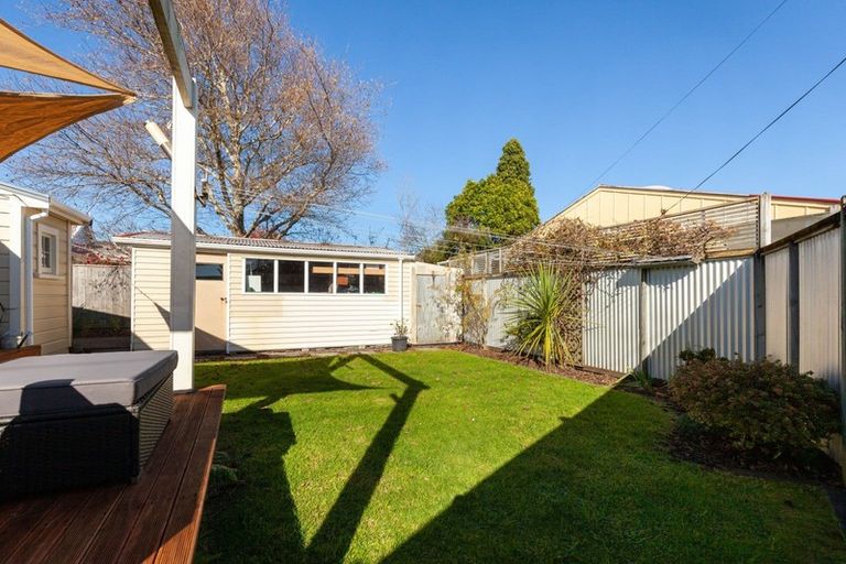 Photo of property in 168 Carrington Street, Lower Vogeltown, New Plymouth, 4310