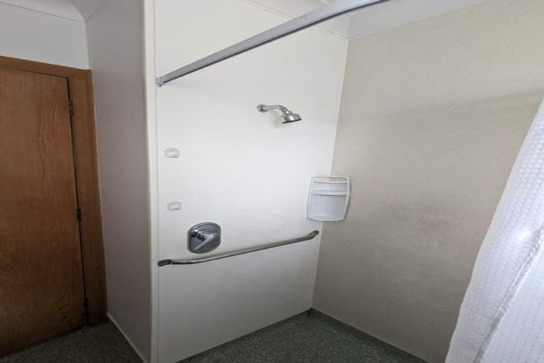 Photo of property in 171 Cambridge Street, Levin, 5510