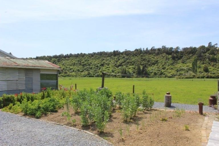 Photo of property in 727 Collingwood-bainham Main Road, Rockville, Collingwood, 7073