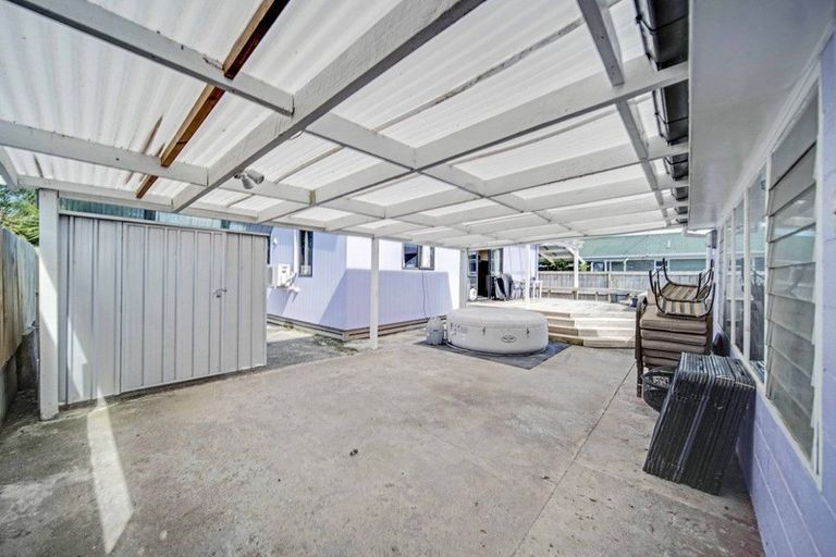Photo of property in 51 Cargill Street, Papakura, 2110