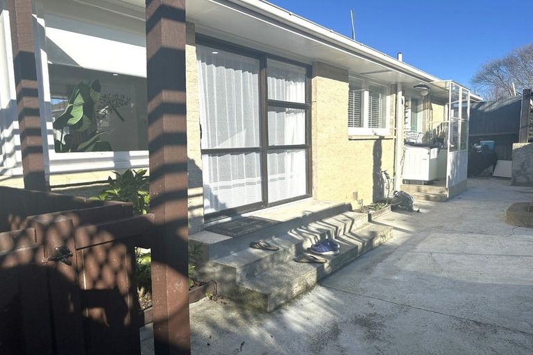 Photo of property in 16 Clyde Carr Crescent, Waimataitai, Timaru, 7910