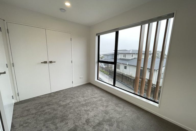 Photo of property in 13e Glendhu Road, Bayview, Auckland, 0629