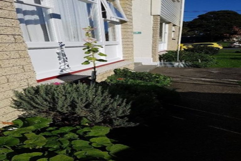 Photo of property in 8/37 Guthrie Street, Waterloo, Lower Hutt, 5011