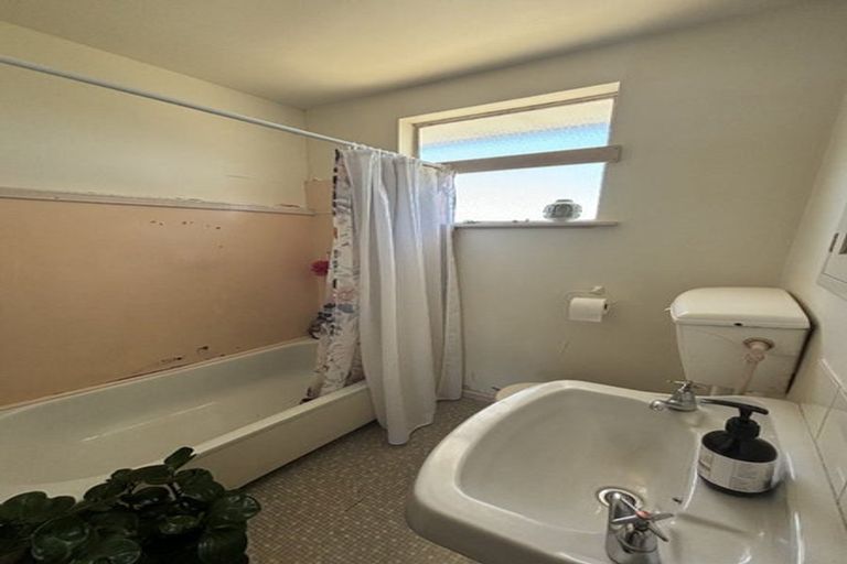 Photo of property in 1/1 London Street, Richmond, Christchurch, 8013