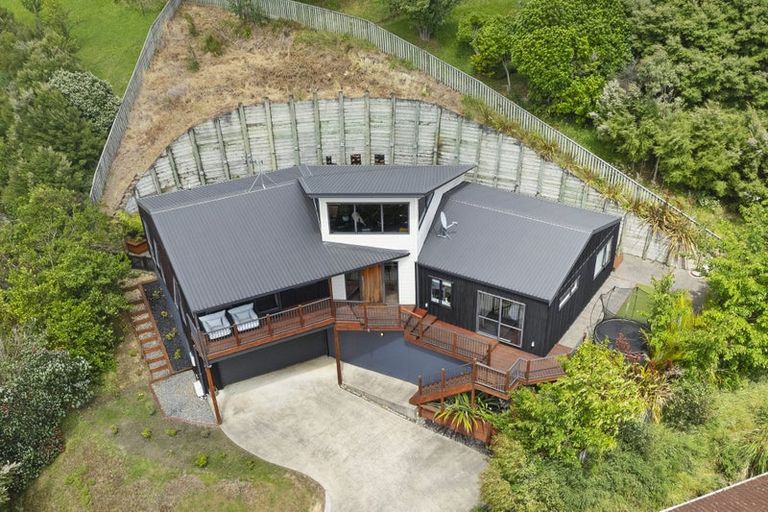Photo of property in 20 Shackle Lane, Whitby, Porirua, 5024