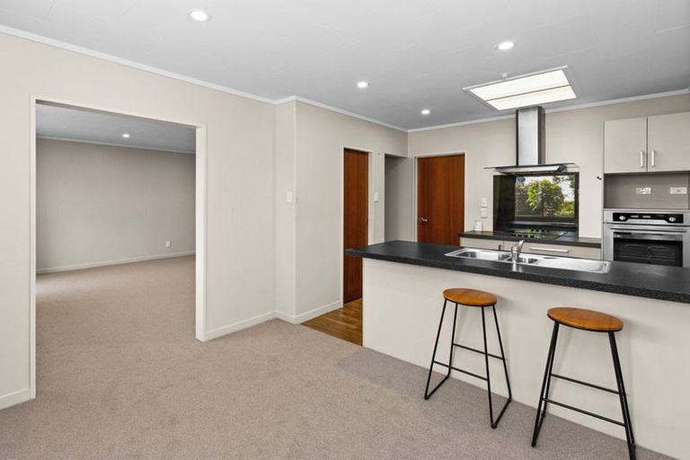 Photo of property in 2/11 Mchardy Street, Havelock North, 4130