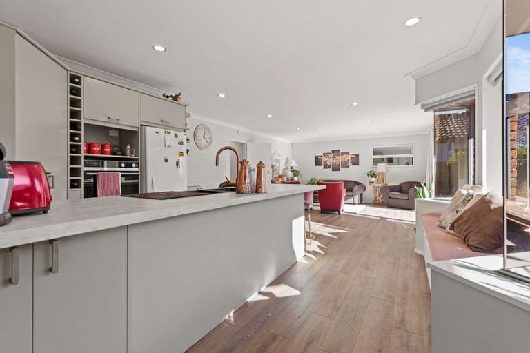 Photo of property in 16a Princes Street, Cambridge, 3434