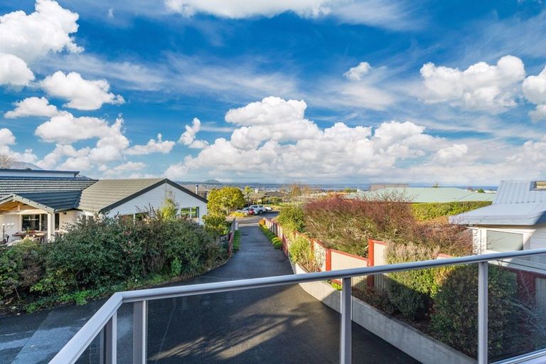 Photo of property in 16 Carpentras Way, Nukuhau, Taupo, 3330