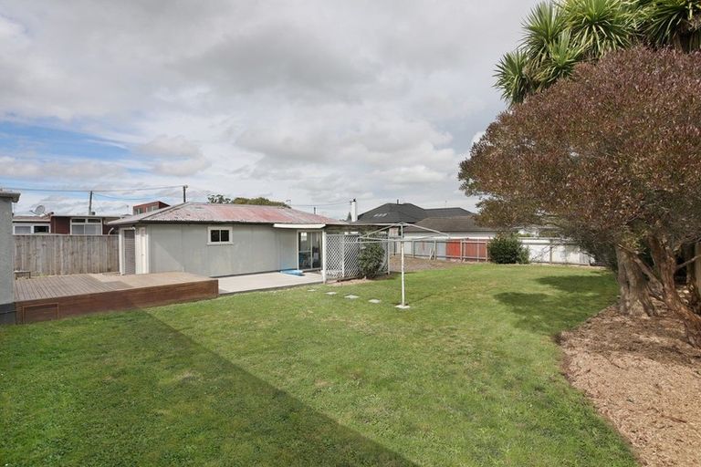 Photo of property in 8 Lambert Street, Marton, 4710