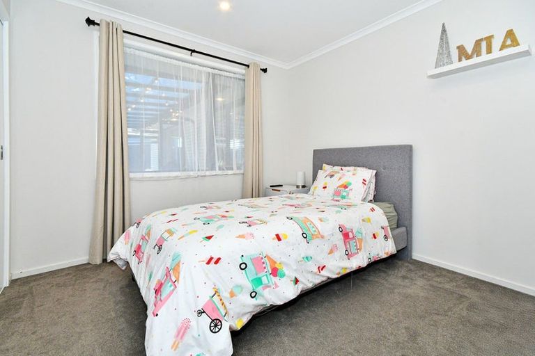 Photo of property in 4 Peacock Place, Pokeno, 2402