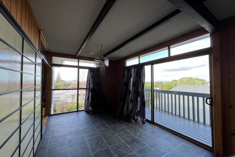 Photo of property in 257 Royal Road, Massey, Auckland, 0614