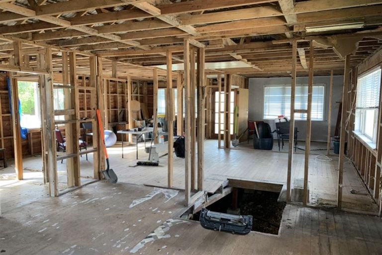 Photo of property in 1/121 Matipo Road, Te Atatu Peninsula, Auckland, 0610