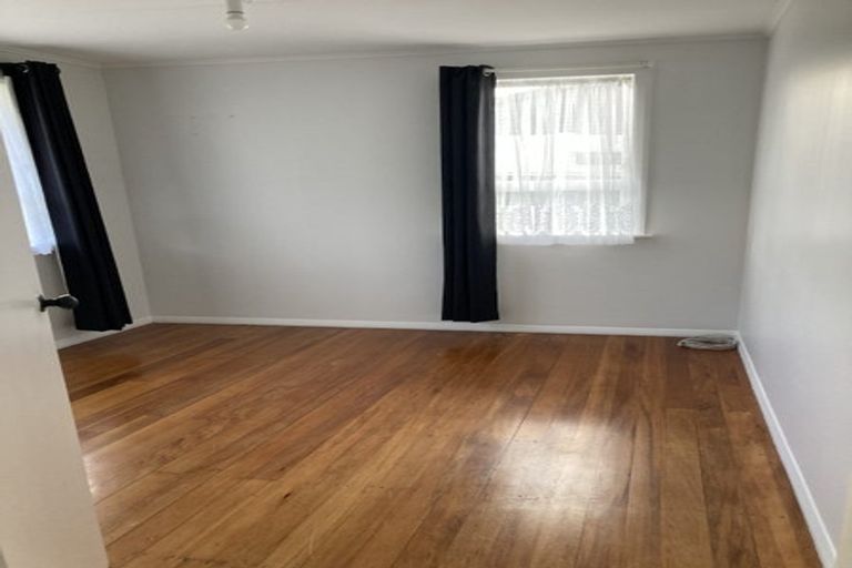 Photo of property in 3a Doncaster Terrace, Ascot Park, Porirua, 5024