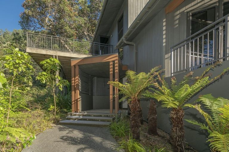 Photo of property in 49 Mount Avenue, Pauanui, Hikuai, 3579