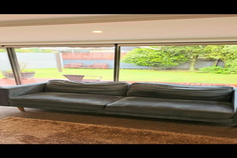 Photo of property in 19 Oxford Street, West End, Timaru, 7910