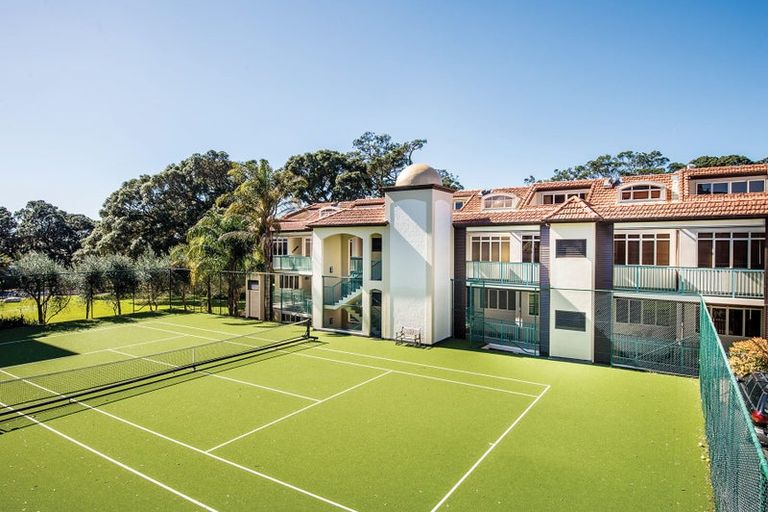 Photo of property in The Sands Apartments, 31/47 The Strand, Takapuna, Auckland, 0622