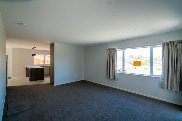 Photo of property in 19 Sorrel Crescent, Bucklands Beach, Auckland, 2012