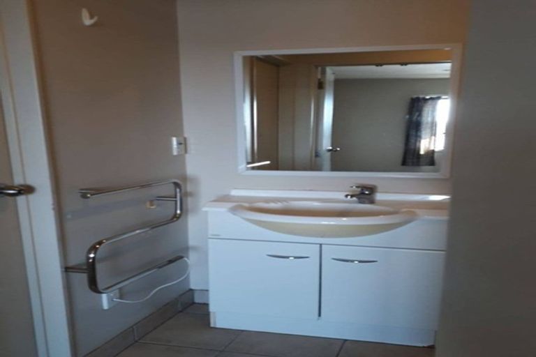 Photo of property in 10d Crown Lynn Place, New Lynn, Auckland, 0600