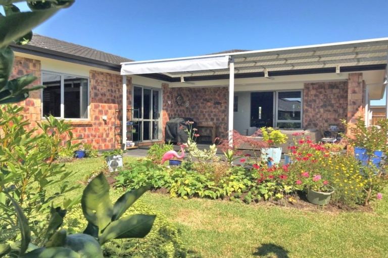 Photo of property in 369 One Tree Point Road, One Tree Point, 0118