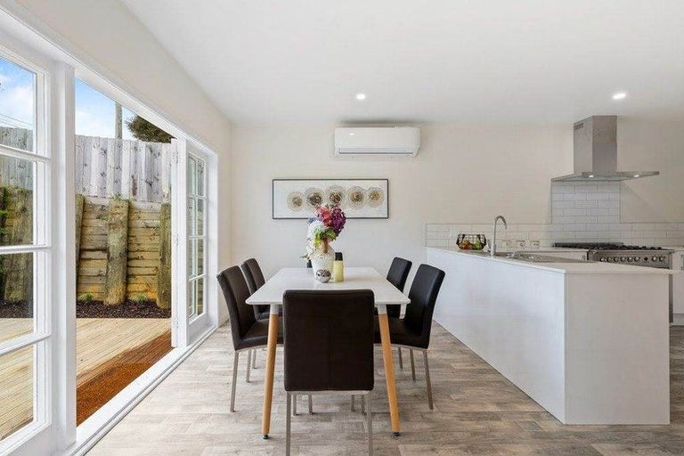 Photo of property in 36 Killarney Avenue, Torbay, Auckland, 0630