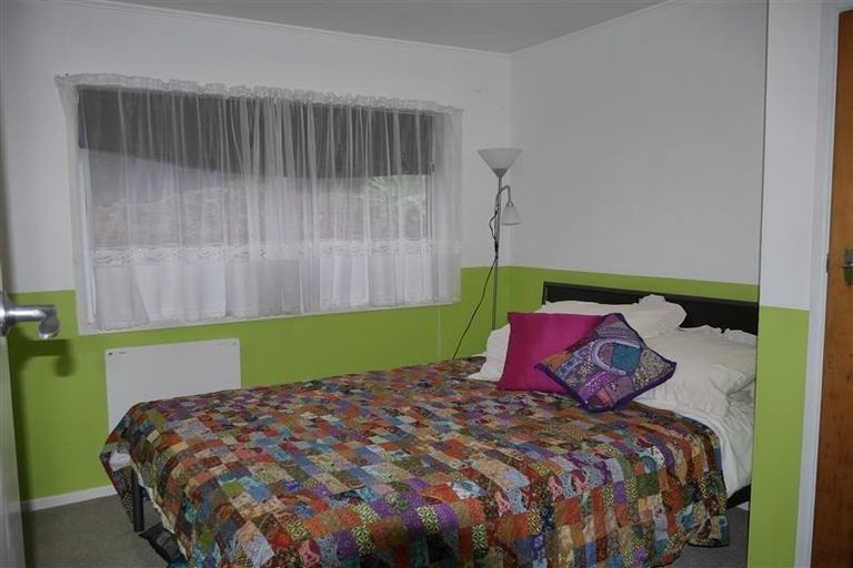 Photo of property in 9 Willow Place, Horahora, Whangarei, 0110