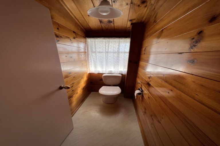 Photo of property in 14 Binda Place, Botany Downs, Auckland, 2010