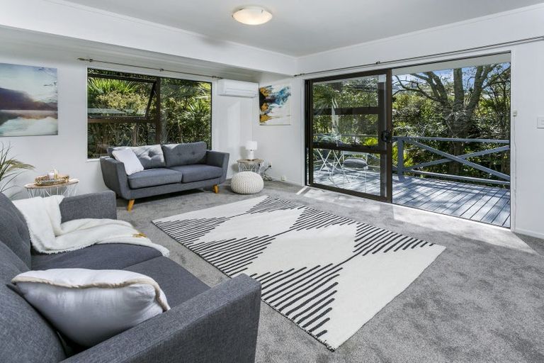 Photo of property in 2/68 Beulah Avenue, Rothesay Bay, Auckland, 0630