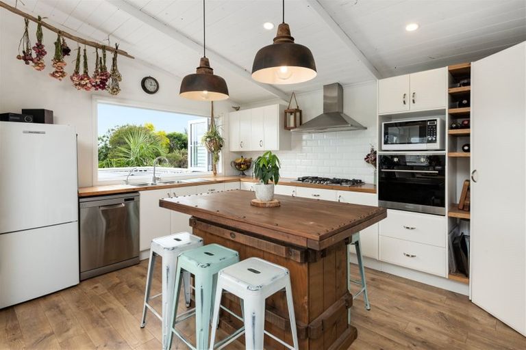 Photo of property in 41 Simpson Road, Papamoa Beach, Papamoa, 3118