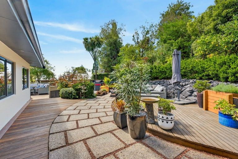 Photo of property in 15a Tainui Drive, Havelock North, 4130