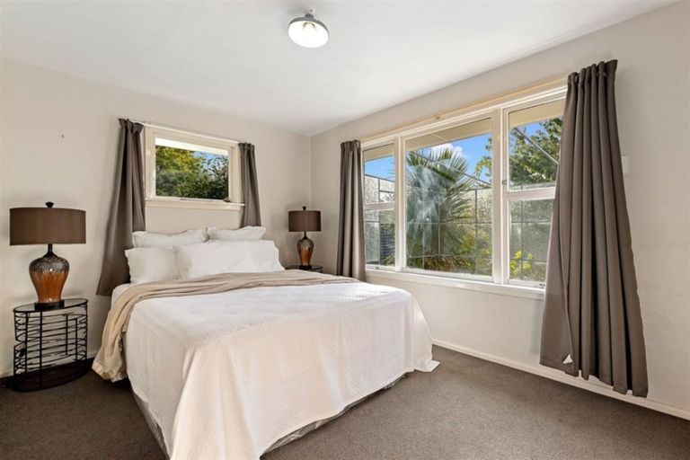 Photo of property in 23 Radbrook Street, Avonhead, Christchurch, 8042