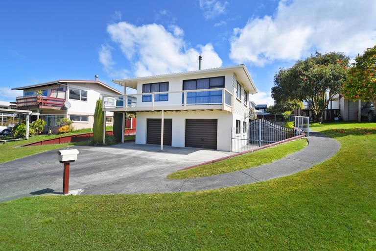 Photo of property in 3 Kotuku Place, Snells Beach, 0920