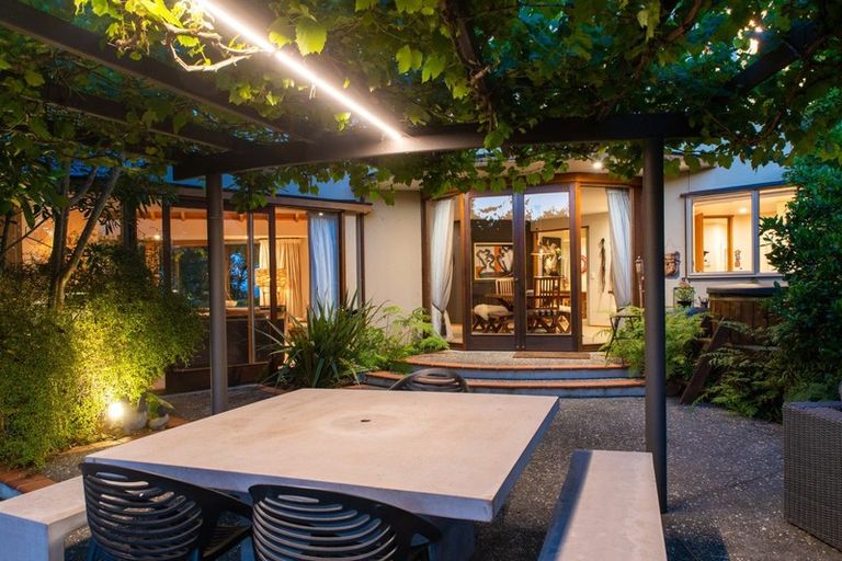 Photo of property in 124 Puketitiri Road, Poraiti, Napier, 4182