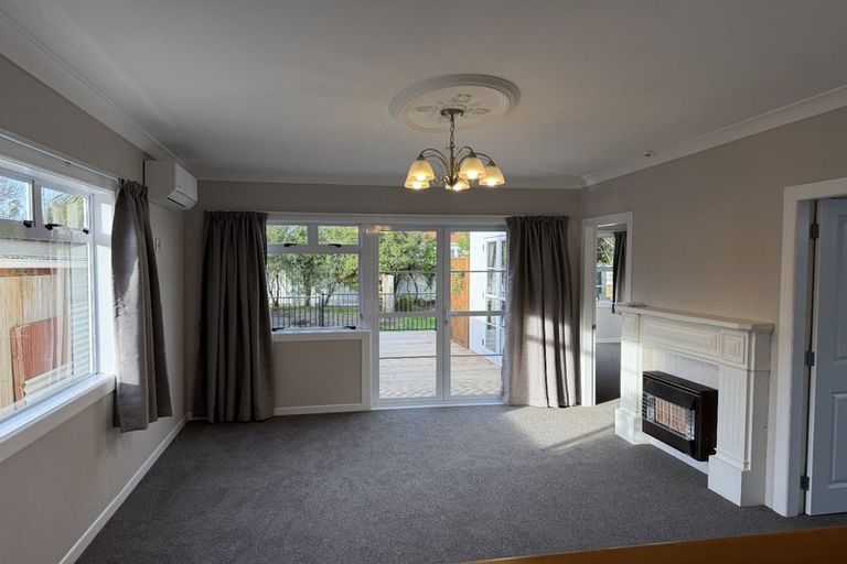 Photo of property in 25 Ake Ake Avenue, Hokowhitu, Palmerston North, 4410