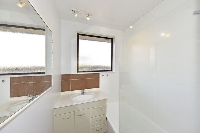 Photo of property in 2/40 Meadow Street, Papanui, Christchurch, 8052