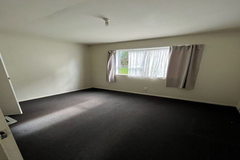 Photo of property in 10 Martin Grove, Normandale, Lower Hutt, 5010