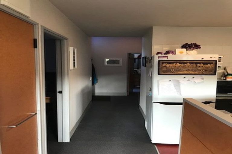 Photo of property in 2/112 Mairangi Road, Wilton, Wellington, 6012