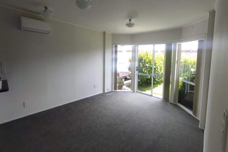 Photo of property in 96d Lakeside Drive, Orewa, 0931