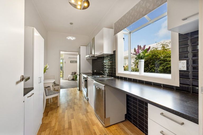 Photo of property in 180 Union Street, New Brighton, Christchurch, 8061