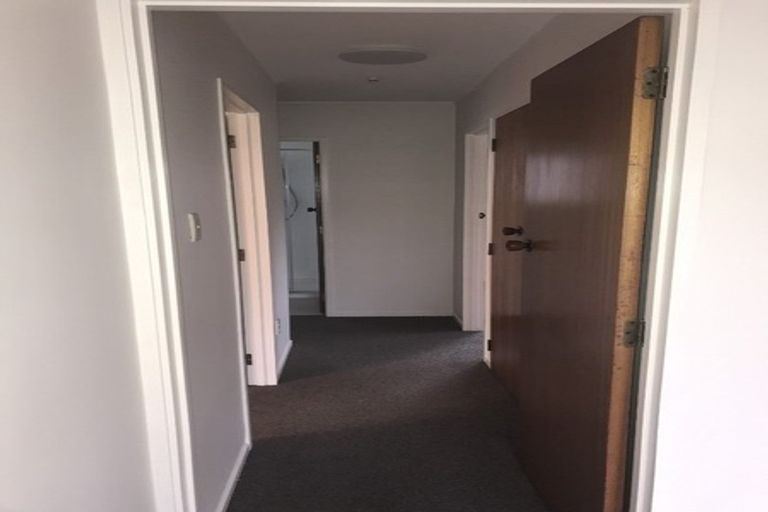 Photo of property in 71b Queen Street, Pukekohe, 2120