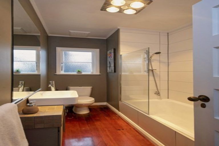 Photo of property in 42 Parau Street, Kaiti, Gisborne, 4010