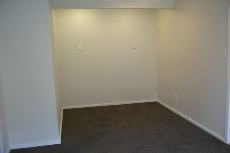 Photo of property in 55 Rolleston Street, Mount Cook, Wellington, 6021