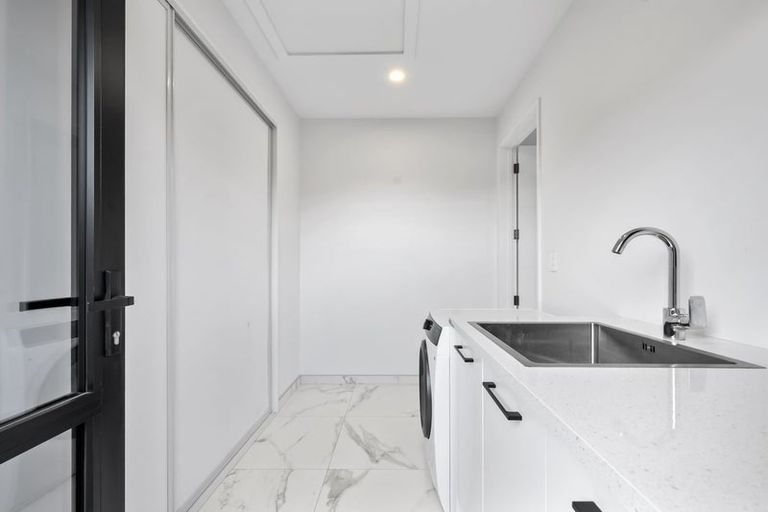 Photo of property in 6 Timara Crescent, Marshland, Christchurch, 8083