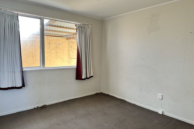 Photo of property in 8 Sabot Place, Massey, Auckland, 0614