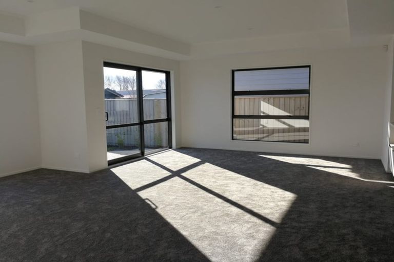 Photo of property in 16 Silverstream Boulevard, Kaiapoi, 7630