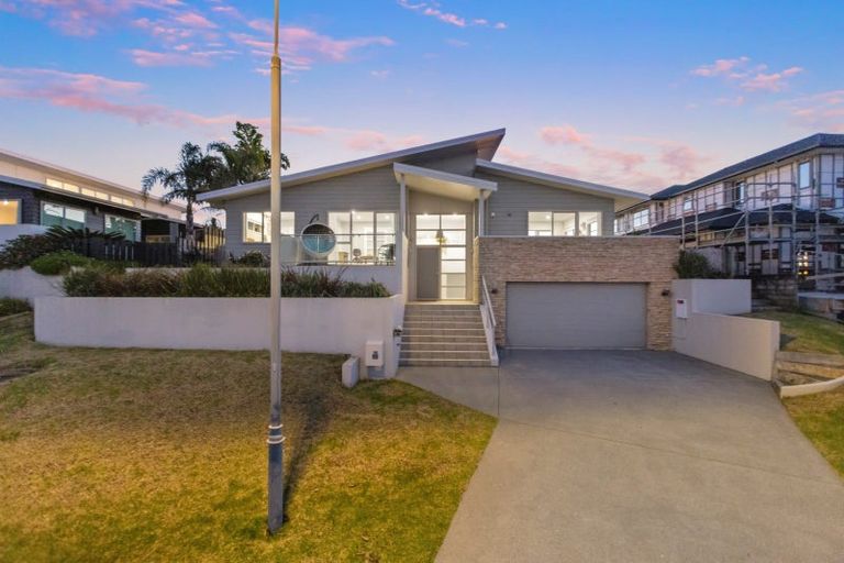 Photo of property in 14 Renner Place, Pyes Pa, Tauranga, 3112