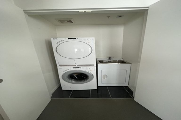 Photo of property in Republic Apartments, 158/10 Lorne Street, Te Aro, Wellington, 6011